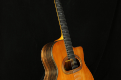 Brune Teinte antique vernis mat