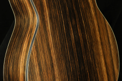 Brune Teinte antique vernis mat